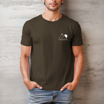 Minimalist Mountain T-Shirt: Simple & Stylish Outdoor Adventure Tee – Unisex